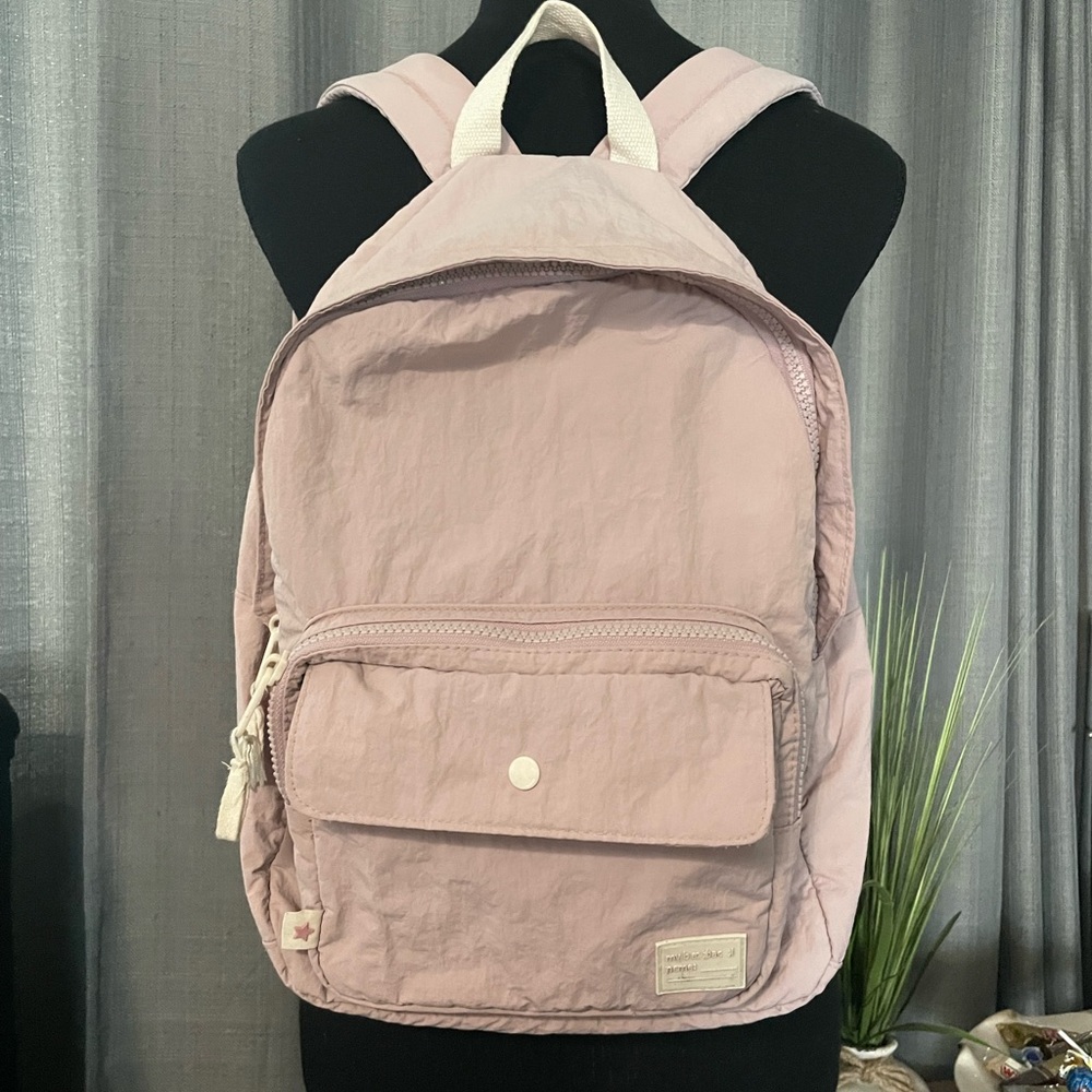Jazz up your Style with this Chic Lilac Zara Backpack!